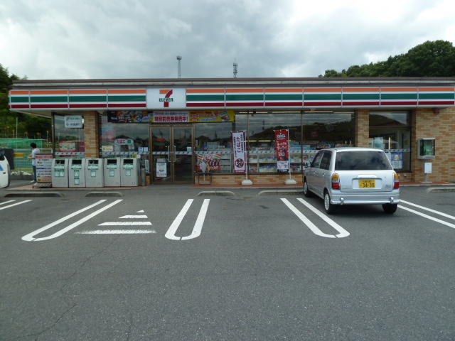 Convenience store. 435m to Seven-Eleven Soja Kodera store (convenience store)