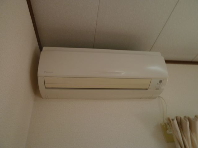 Other Equipment. I, Whopping air conditioning ・  ・  ・ There are course.