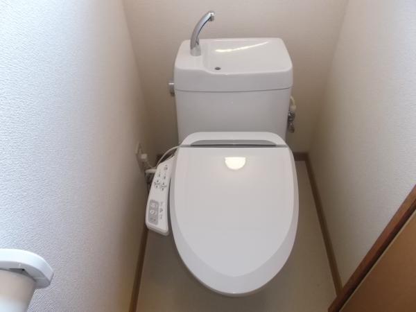Toilet. With heating toilet seat Washlet function
