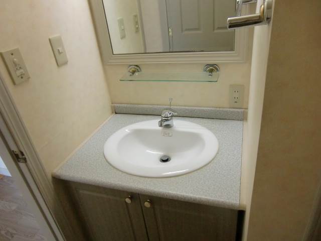 Washroom. Stylish wash basin ☆