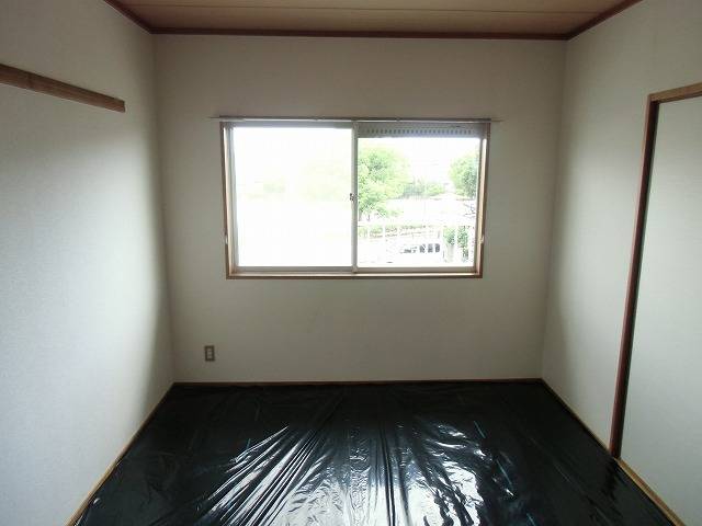 Other room space. Japanese-style room (image)