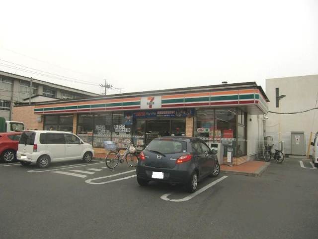 Convenience store. Seven-Eleven Tamano Shonai store up (convenience store) 223m