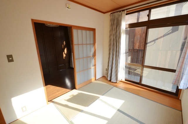 Other room space. Are sleeping in the room is a futon in the same specification! Bed in the Western-style