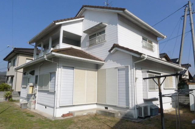 Local appearance photo. Appearance photo (from the southeast side)