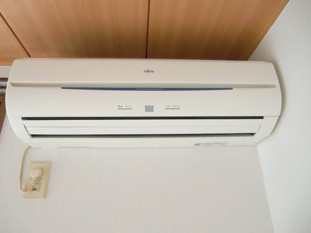 Other Equipment. With air conditioning in the Japanese-style room