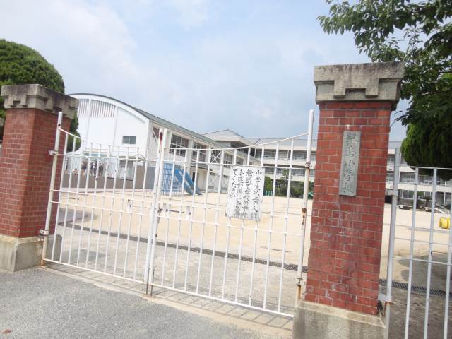 Primary school. 419m until hayashima stand Hayashima elementary school (elementary school)