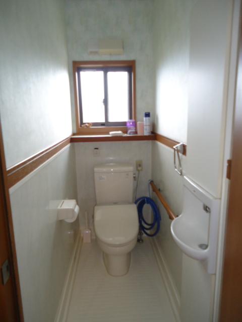 Toilet. Indoor (July 2013) Shooting Fixtures ・ Furniture etc. are not included in the trading value