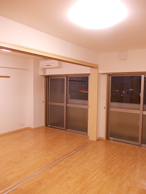 Living and room