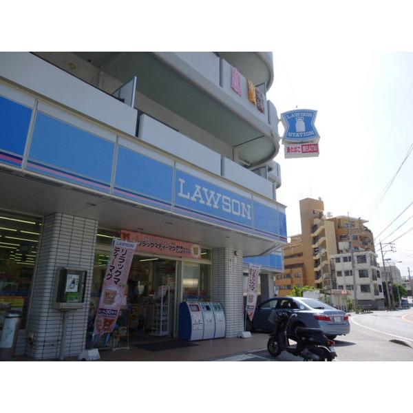 Convenience store. Lawson convenience store 171m to Naha Kora-chome shop