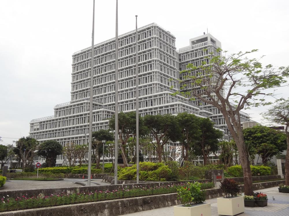 Government office. 650m to Naha City Hall