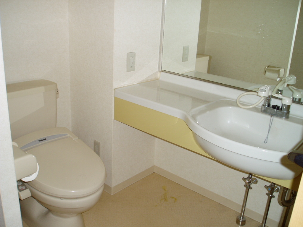 Washroom. Our company was founded 45 years. The overwhelming share of the trust and track record