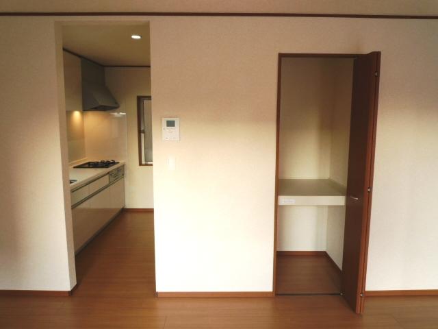 Living. Indoor (11 May 2013) shooting ◎ 1 issue areas