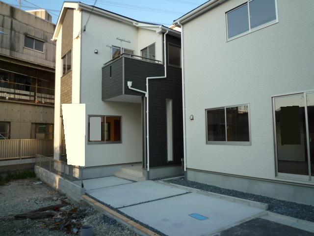 Local appearance photo. Local (11 May 2013) shooting ◎ 2 No. land