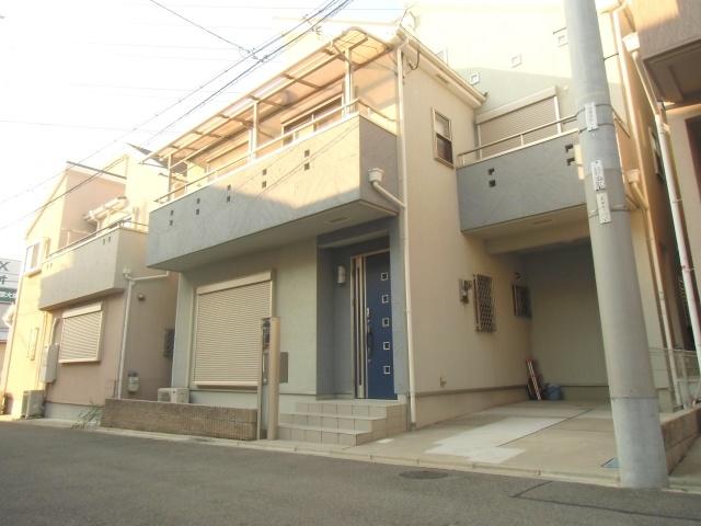 Local appearance photo. Heisei 19 years built two-story house