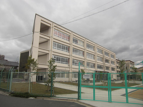 Junior high school. 685m to Daito Municipal Nango junior high school (junior high school)