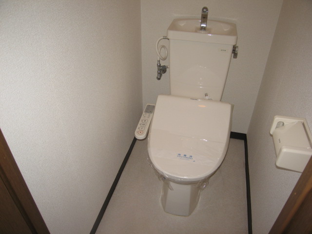 Toilet. Washlet marked with! 