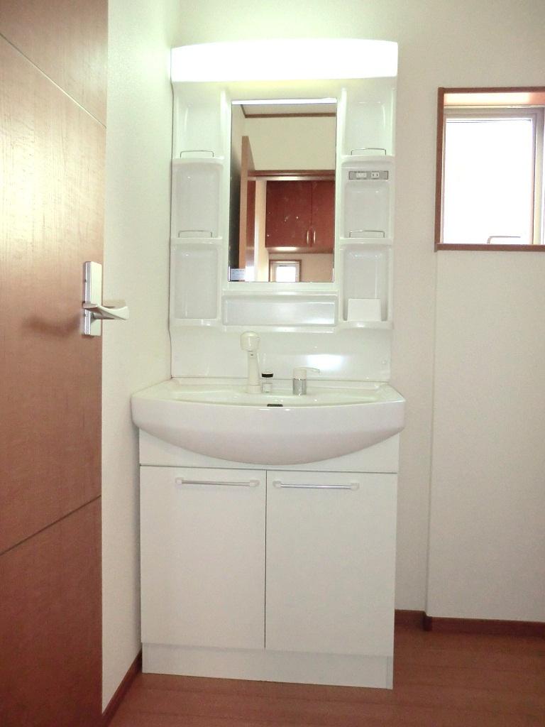 Wash basin, toilet. <Construction cases Photos>