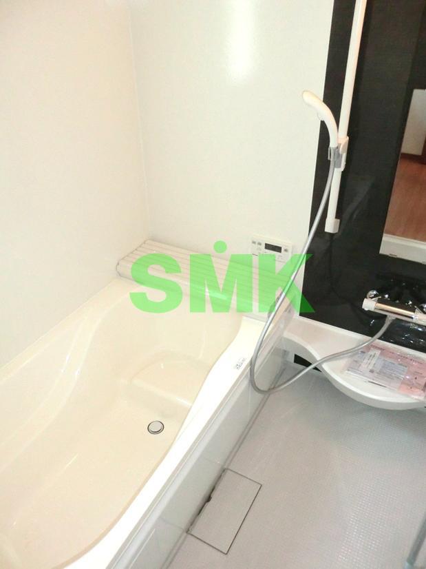 Bathroom. <Construction cases Photos>