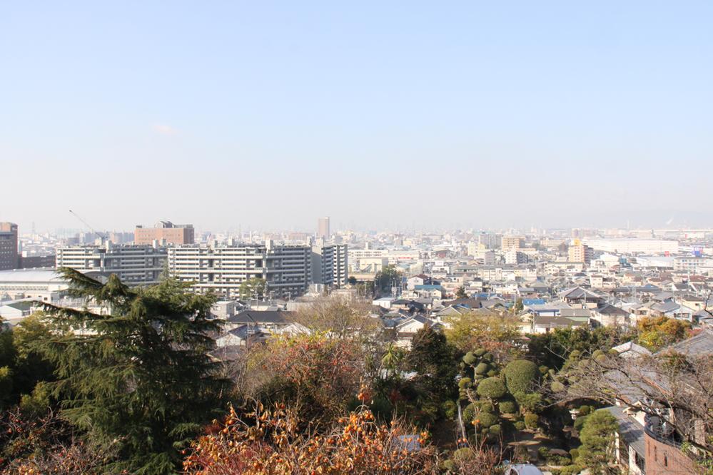 View photos from the local. Osaka Plain views! 