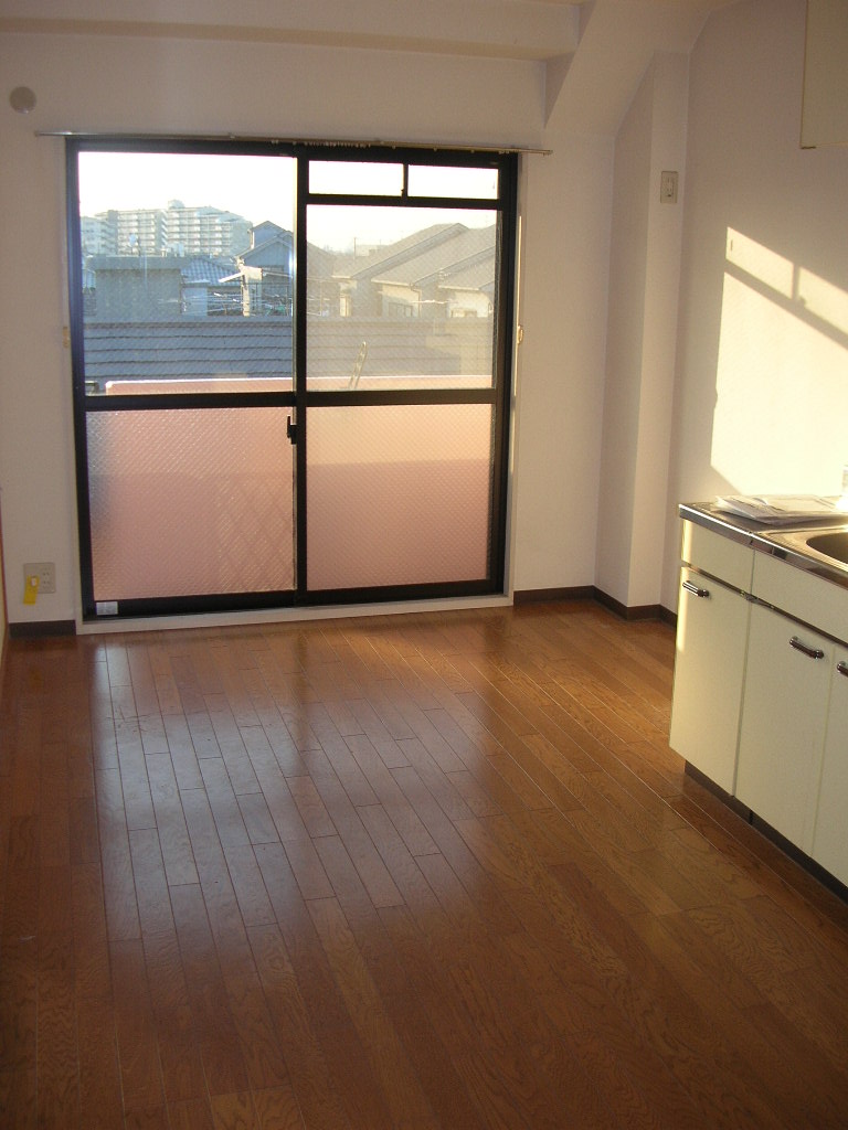 Living and room