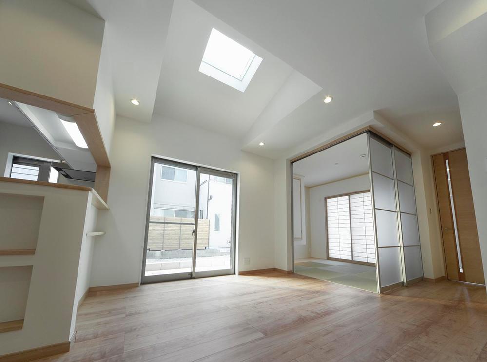 Living. Photographed by local model house