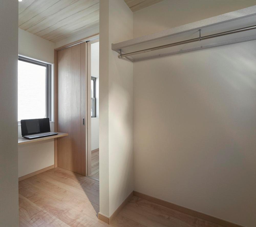 Other introspection. Photographed by local model house