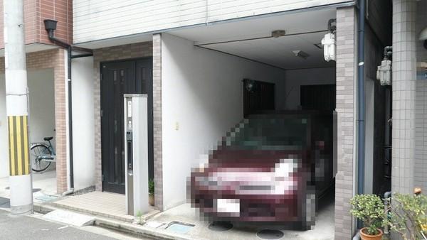 Local appearance photo.  ☆ There is built-in garage