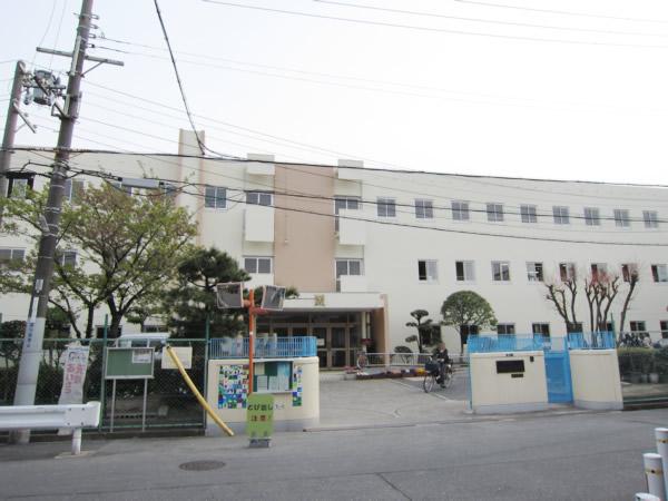 Other. Daito Municipal Shijokita Elementary School 7 min walk