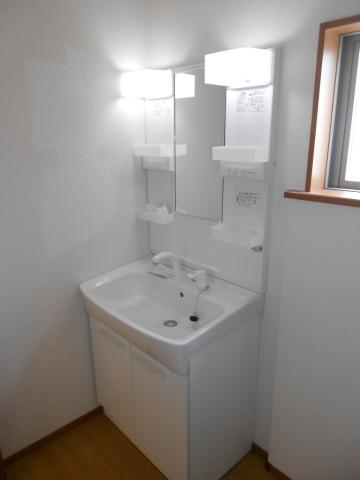 Same specifications photos (Other introspection). ◇ vanities with shower