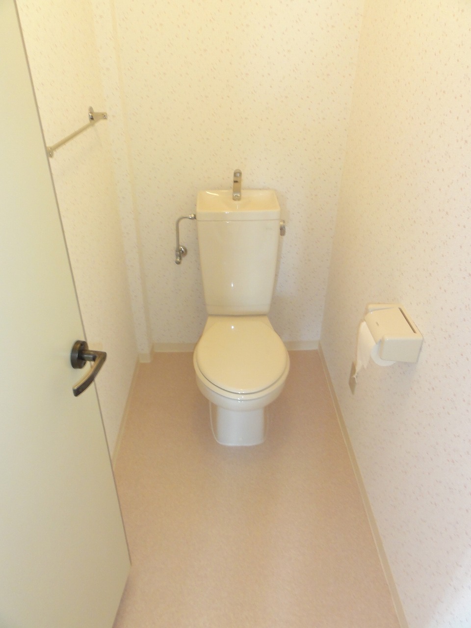 Toilet. Apamanshop Suminodo shop ⇒ toll free 0800-808-7114