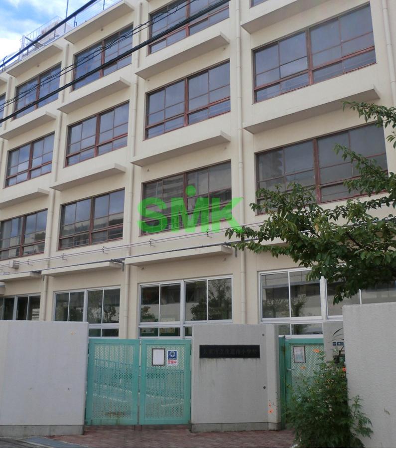 Primary school. 714m to Daito Municipal Suminodo Minami Elementary School