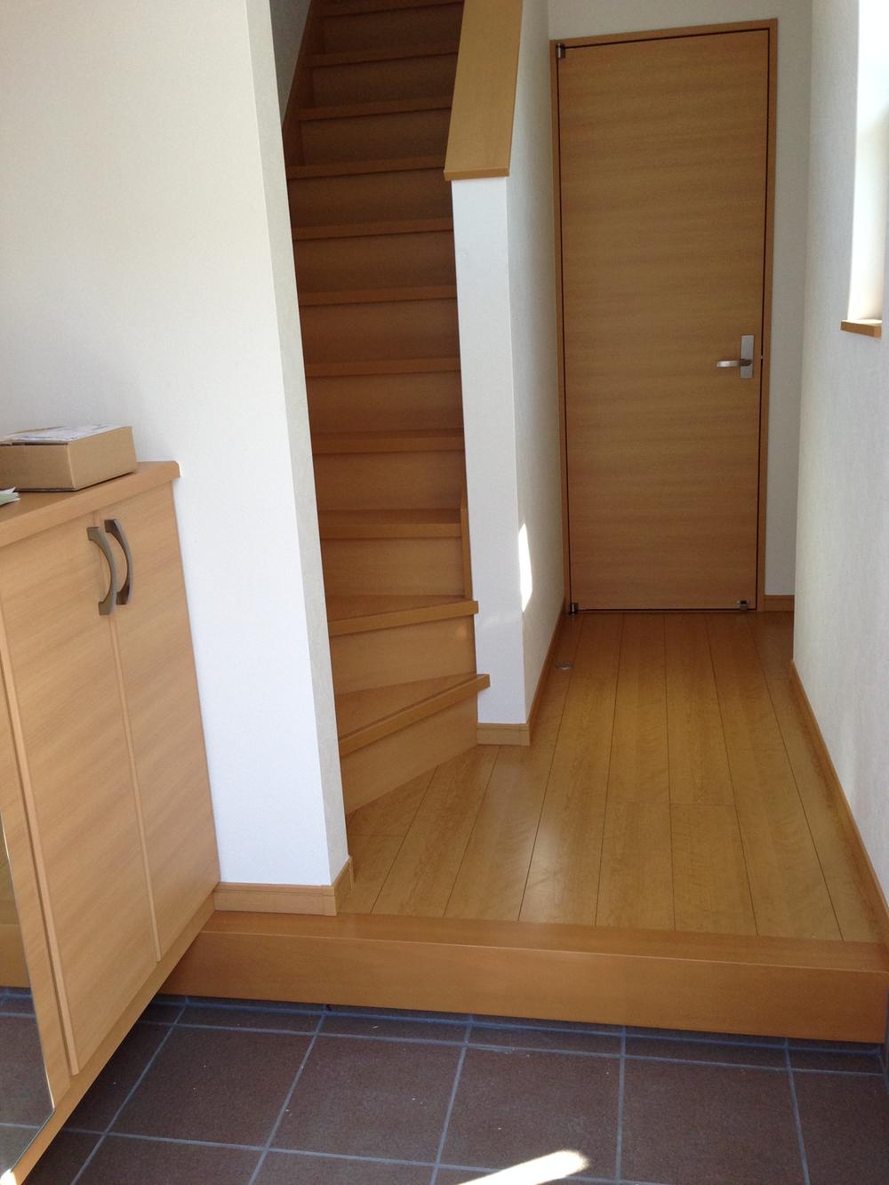 Entrance. Local (10 May 2013) Shooting