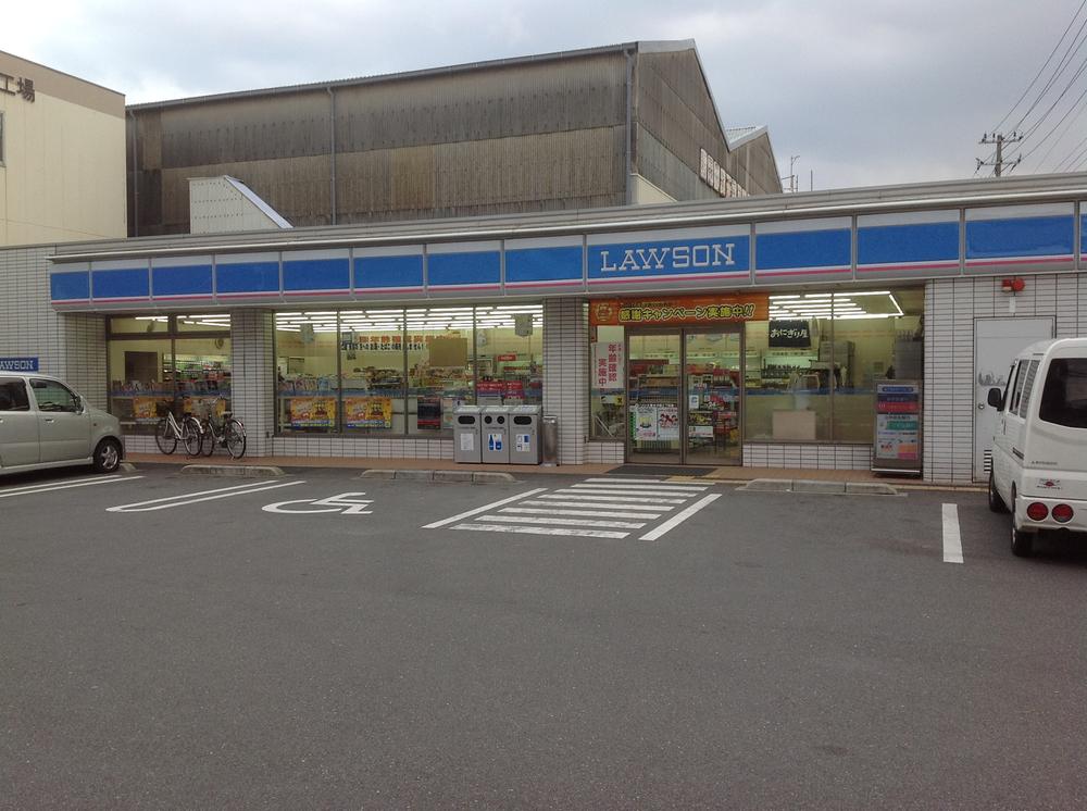 Convenience store. 486m until Lawson Daito Hyoya 2-chome