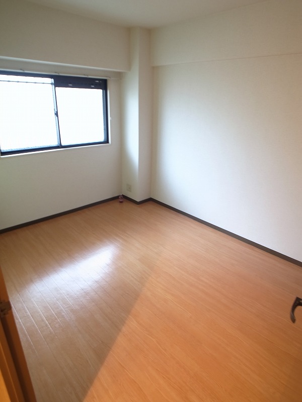 Other room space. Apamanshop Suminodo shop ⇒ toll free 0800-808-7114