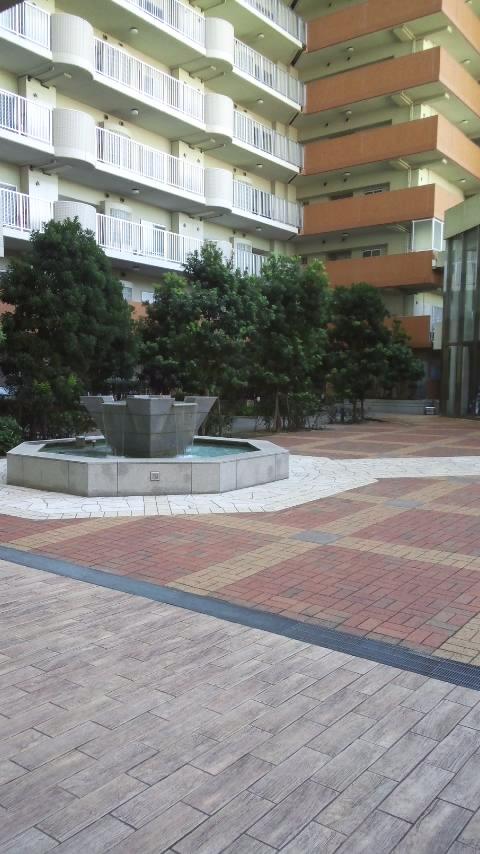 Entrance. Common areas