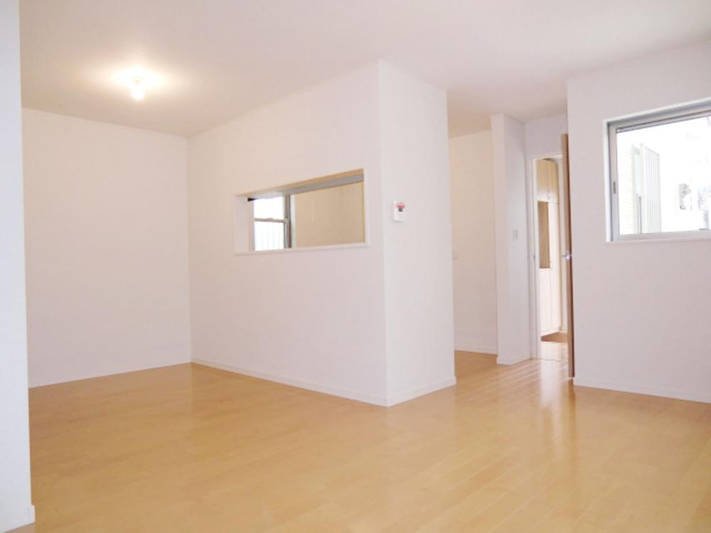 Same specifications photos (living). Same specifications photos (living) Unnecessary and easy care wax!