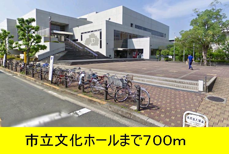 Other. 700m until the Cultural Hall (Other)
