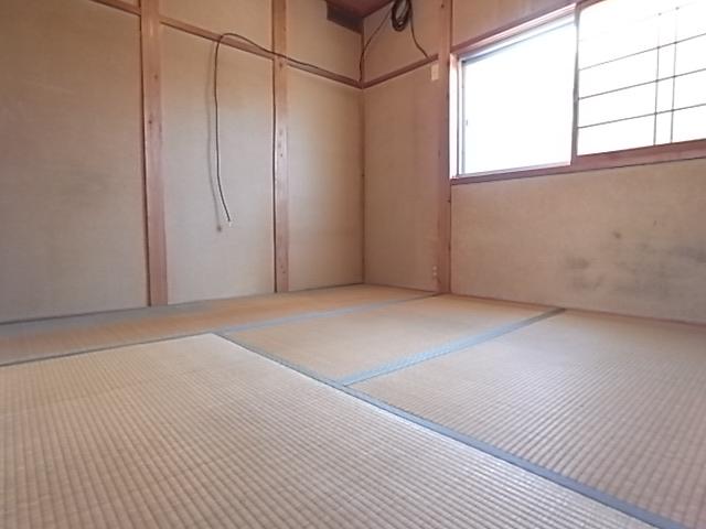 Non-living room.  ◆ Second floor Japanese-style room