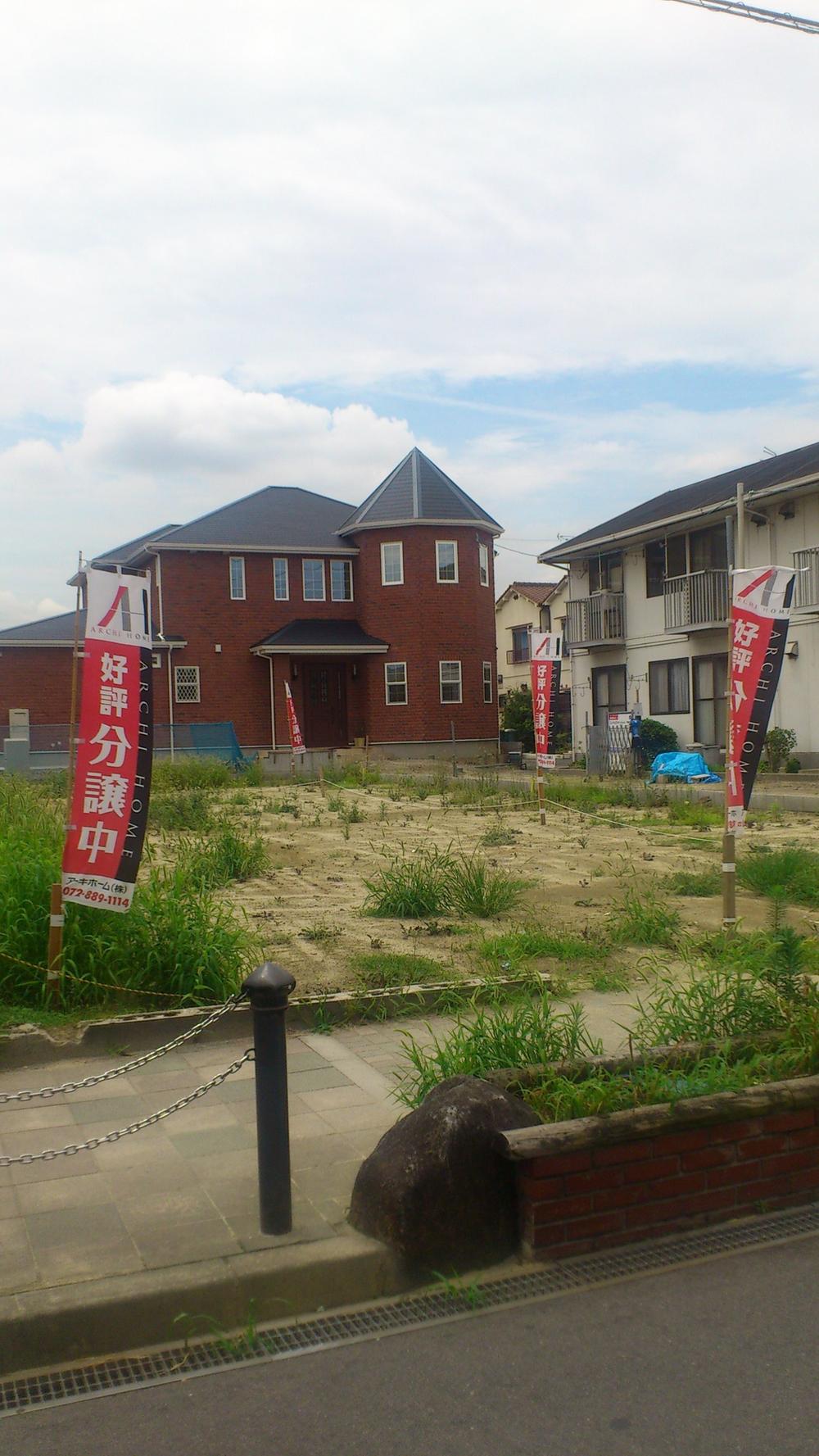 Local photos, including front road. Local (July 2013) Shooting