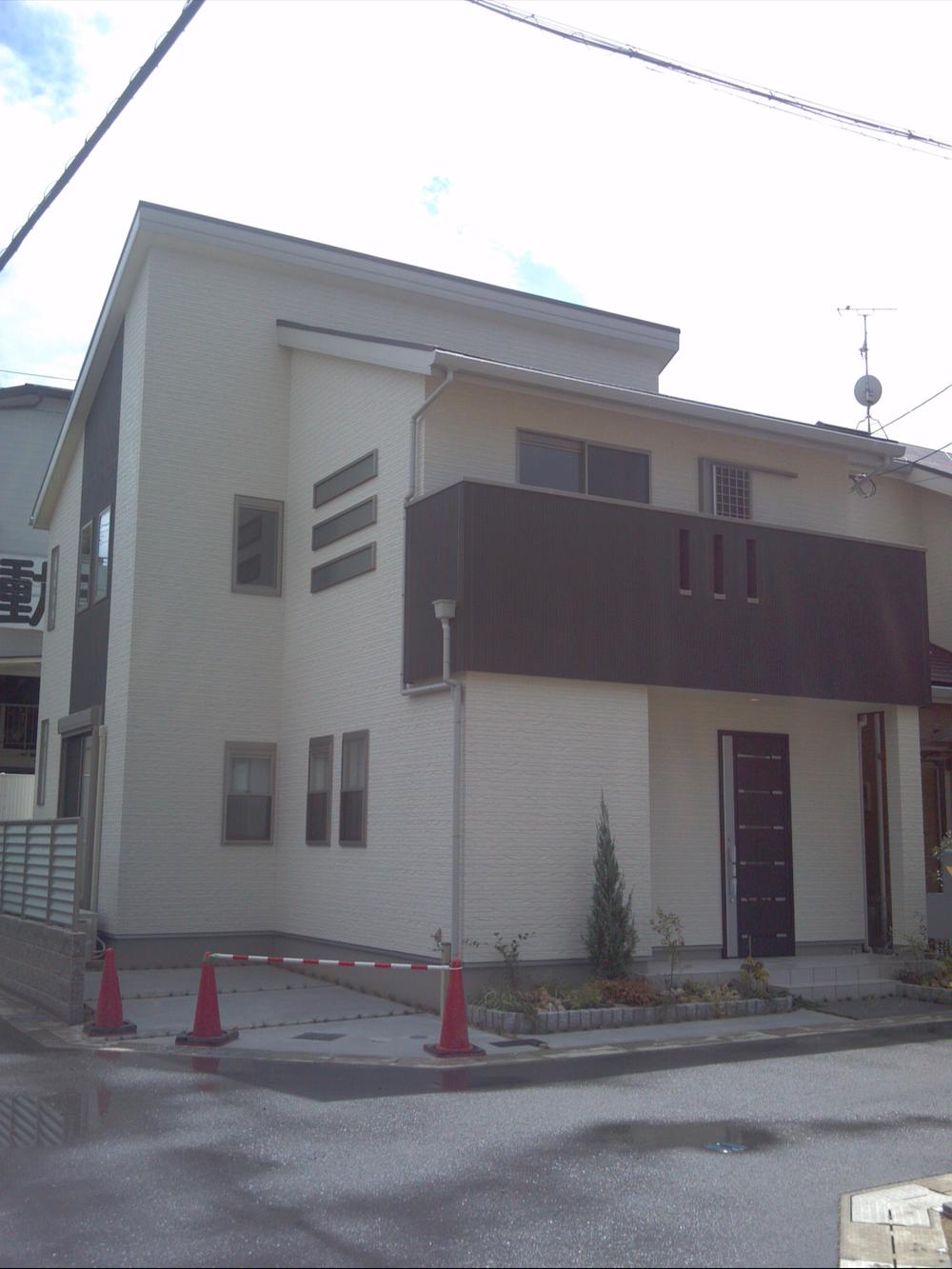 Rendering (appearance). Local model house