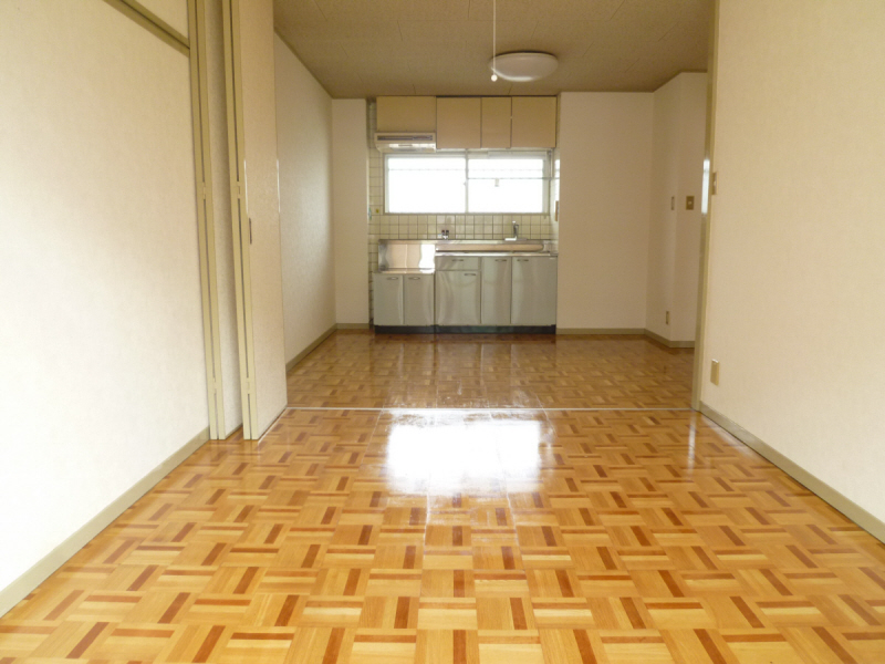 Living and room