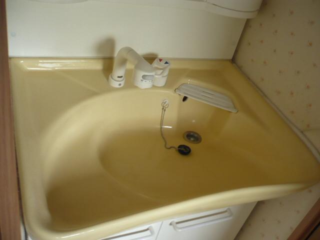 Wash basin, toilet. Washbasin with shower ☆ 