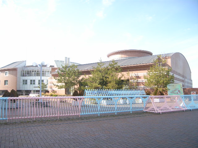 University ・ Junior college. Osaka Prefecture University Habikino Campus (University of ・ 4600m up to junior college)