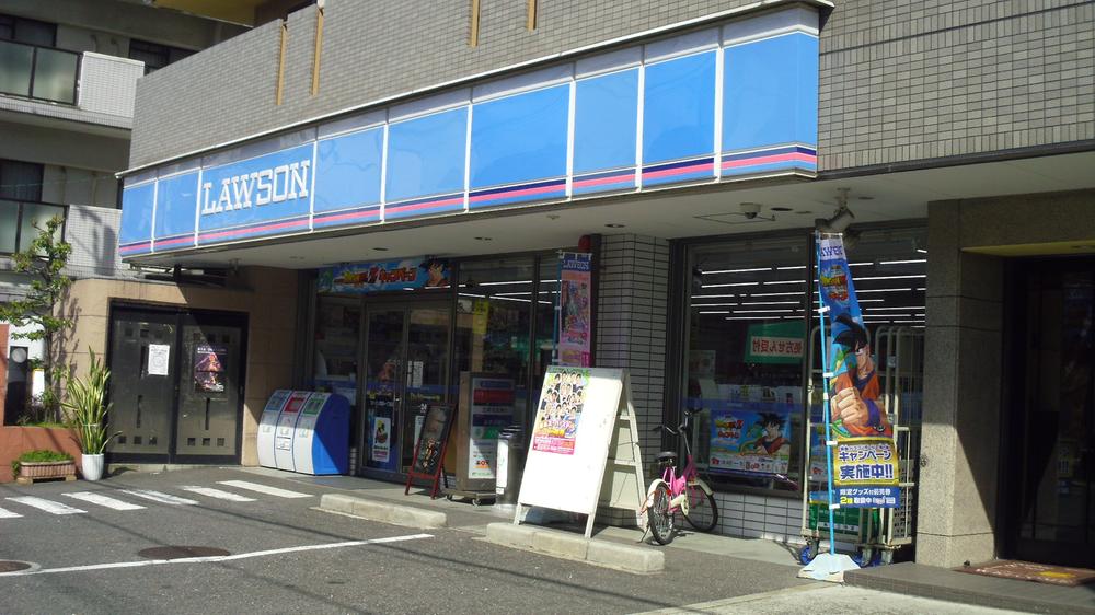 Convenience store. 698m until Lawson Kokufu 1-chome
