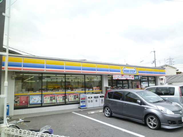 Convenience store. MINISTOP Fujiidera 4-chome up (convenience store) 249m