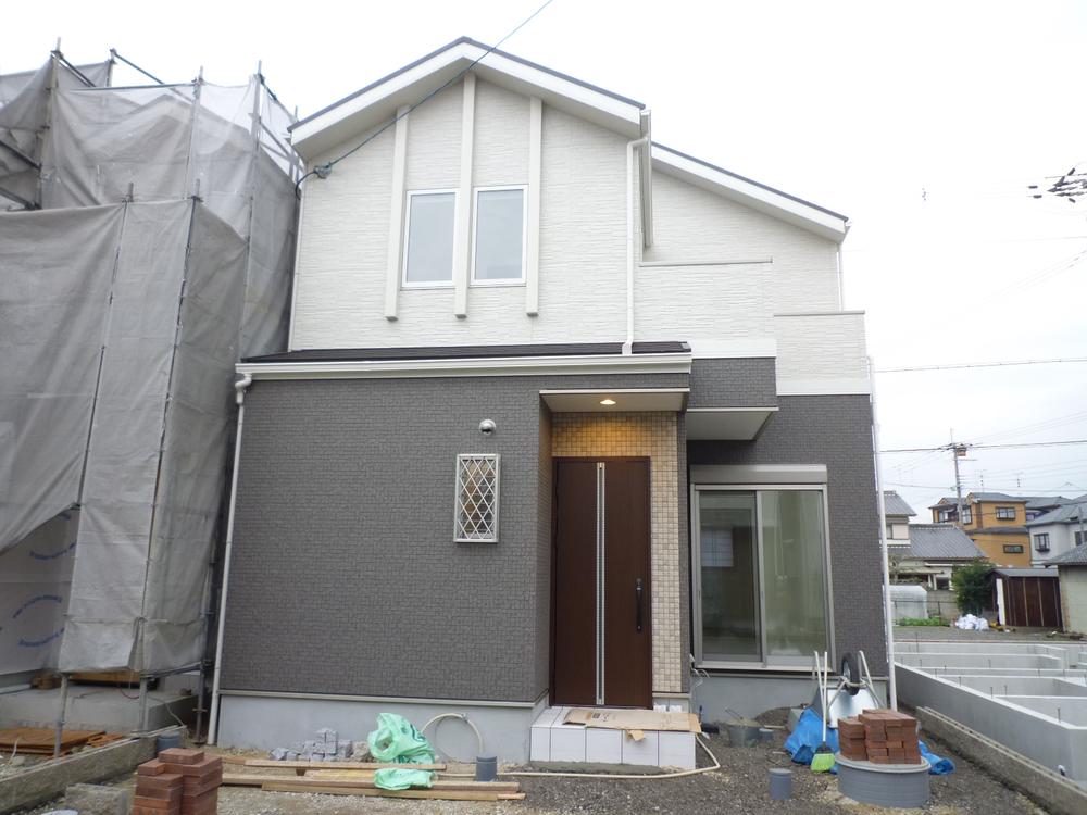 Local appearance photo. South-facing bright house