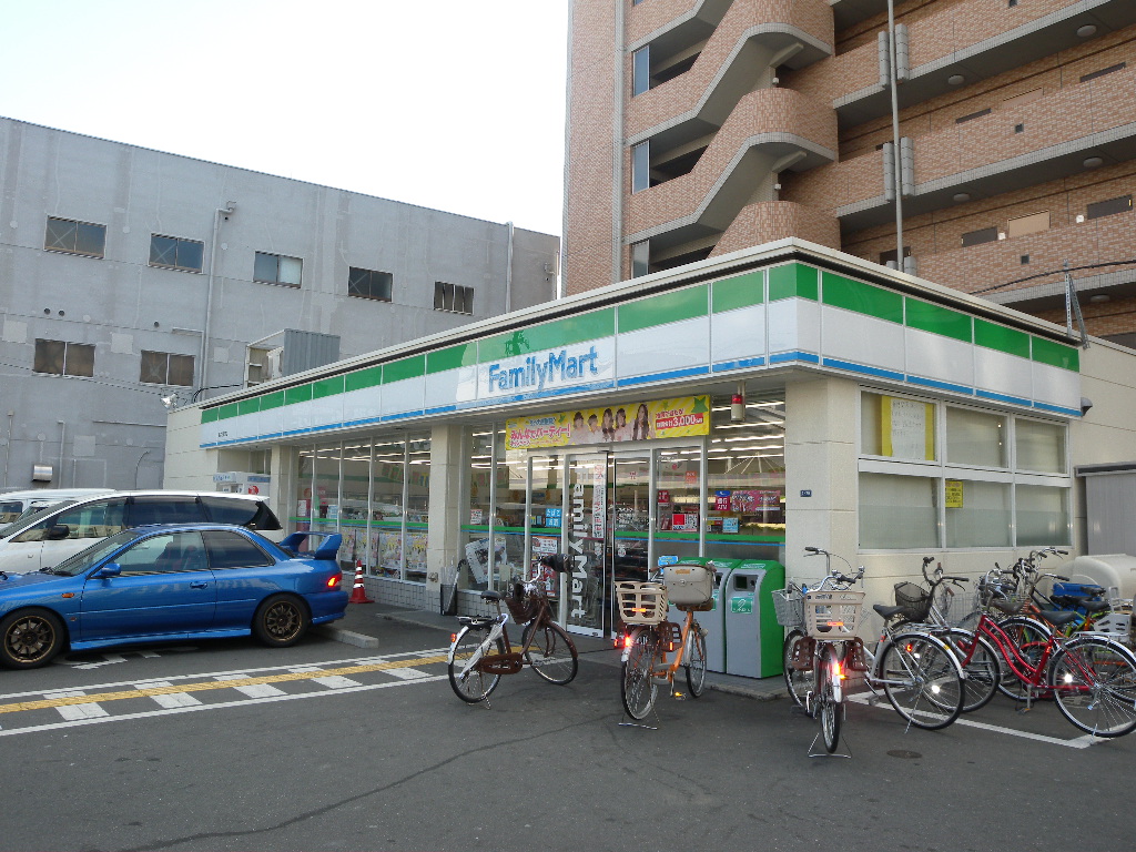 Convenience store. FamilyMart Fujiidera Station store up (convenience store) 268m