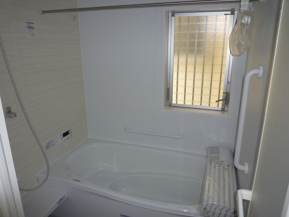 Same specifications photo (bathroom). The company specification photo model