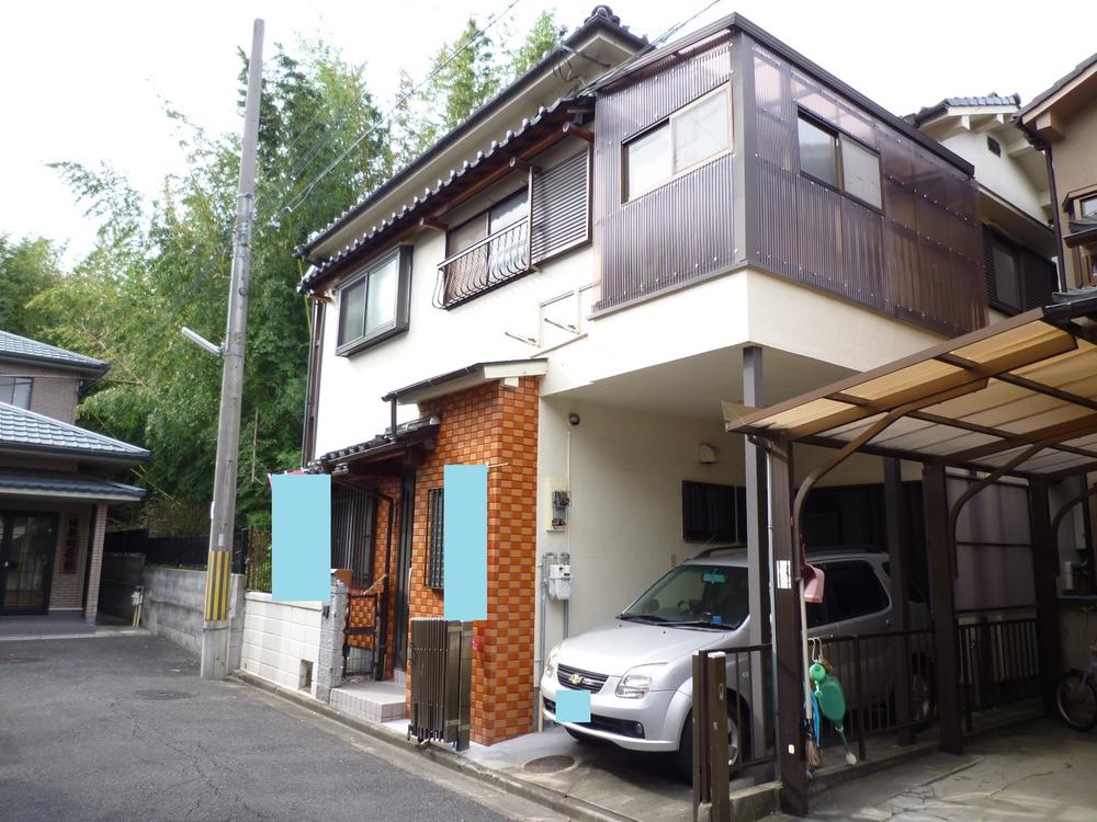 Local appearance photo. Heisei is a four-year construction of the property