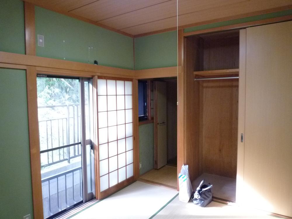 Other introspection. First floor Japanese-style room sunny